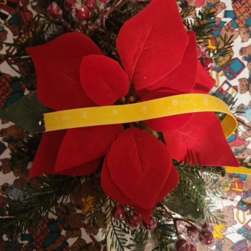 Christmas Poinsettia Door Swag Red Floral Pine Cone Berry Wreath Accent‎
